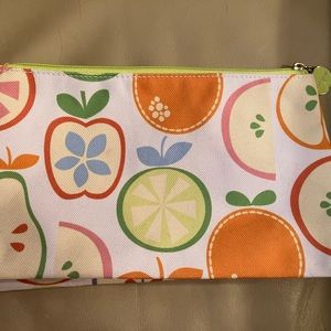 Clinique Makeup pouch